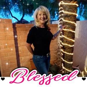 Meet your Posher, Debra